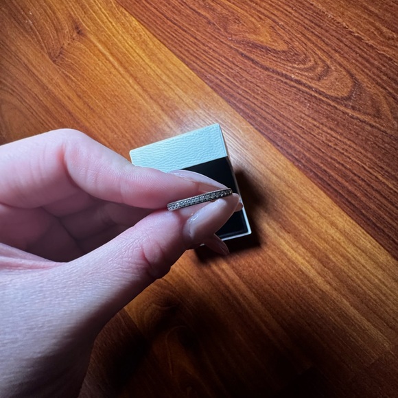 PANDORA Studded Diamond Ring - Picture 4 of 6